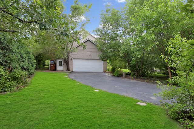 307 Blackstone Avenue, Willow Springs, IL 60480