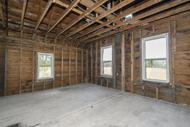 7033 County Highway M, West Bend, WI 53090