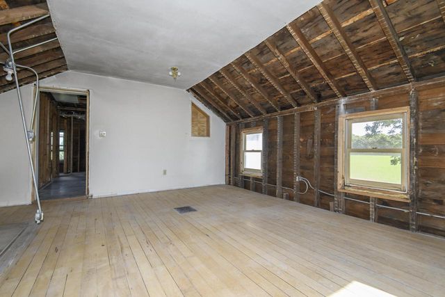7033 County Highway M, West Bend, WI 53090