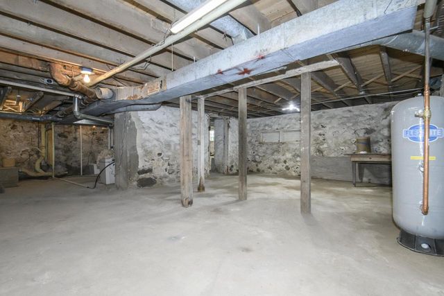 7033 County Highway M, West Bend, WI 53090