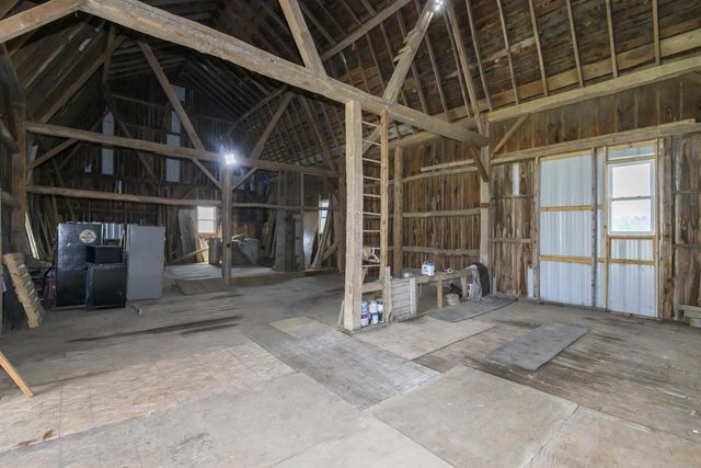 7033 County Highway M, West Bend, WI 53090