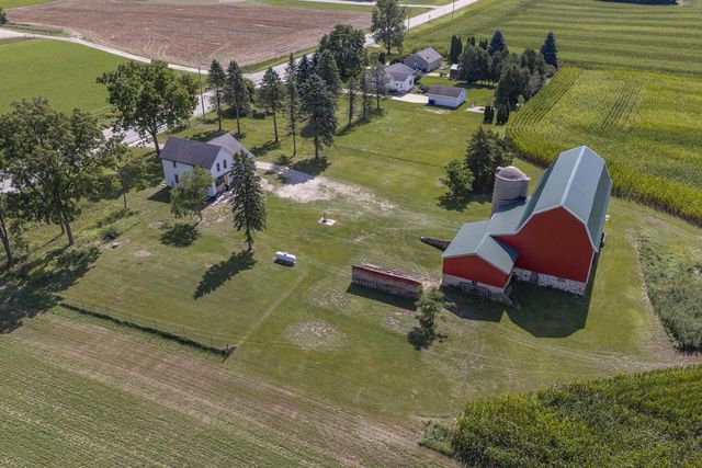 7033 County Highway M, West Bend, WI 53090