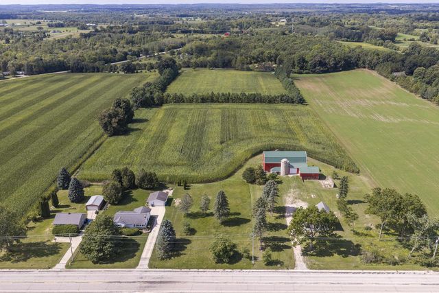 7033 County Highway M, West Bend, WI 53090