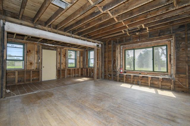 7033 County Highway M, West Bend, WI 53090