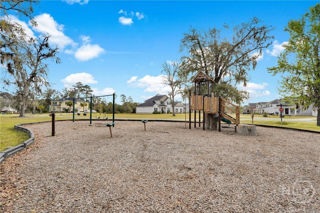 110 Jacobs Circle, Richmond Hill, GA 31324