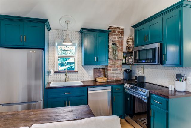 1600 Fairmount Avenue, Fort Worth, TX 76104