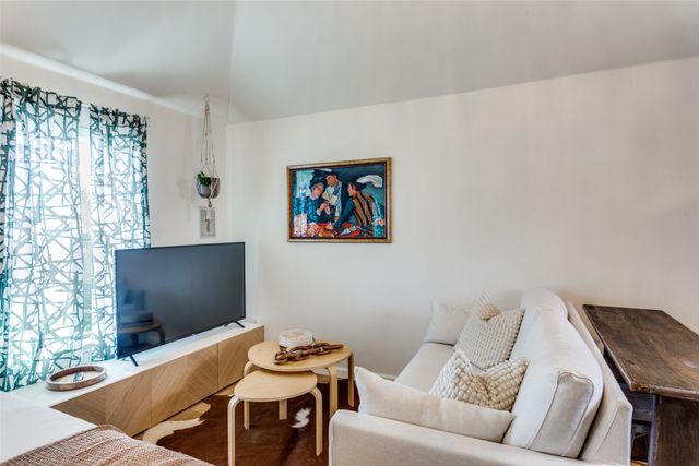 1600 Fairmount Avenue, Fort Worth, TX 76104