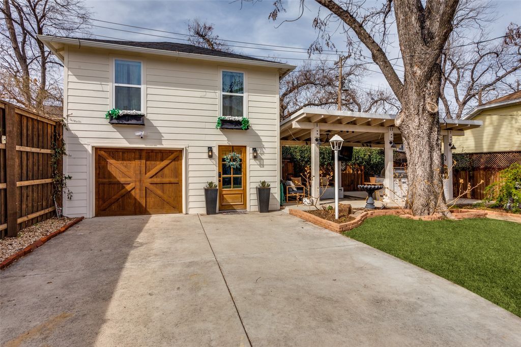 1600 Fairmount Avenue, Fort Worth, TX 76104