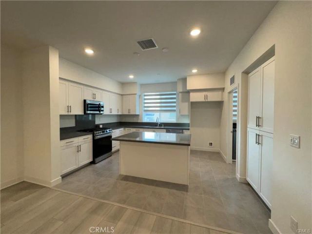 2317 W Broadway 60, Anaheim, CA 92804