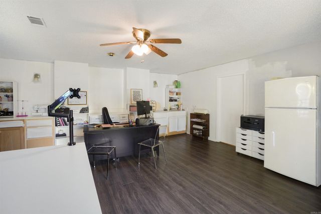 680 E German Lane, Conway, AR 72032