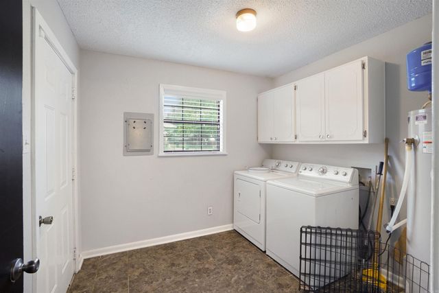 680 E German Lane, Conway, AR 72032