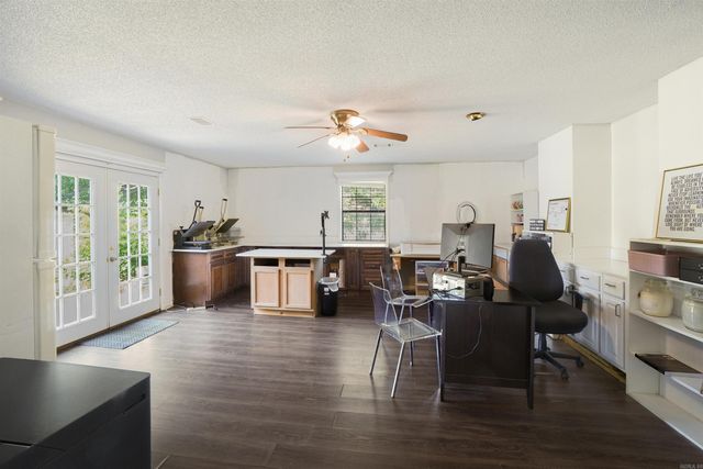 680 E German Lane, Conway, AR 72032