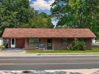 680 E German Lane, Conway, AR 72032