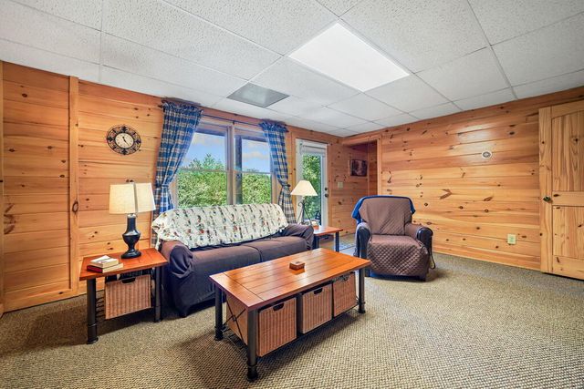 64 Grice Woods Road, Blue Ridge, GA 30513