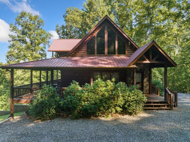64 Grice Woods Road, Blue Ridge, GA 30513