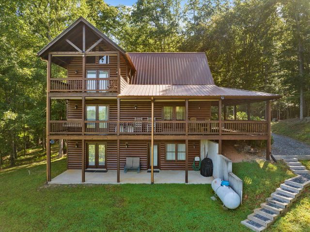 64 Grice Woods Road, Blue Ridge, GA 30513