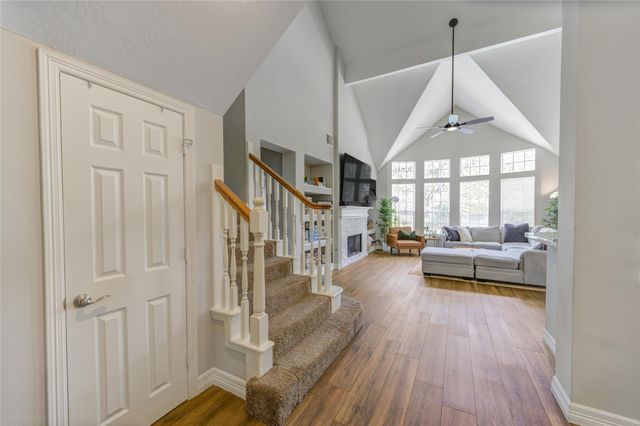 5318 Pebble Way Lane, Houston, TX 77041