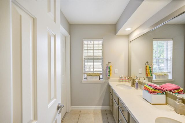 5318 Pebble Way Lane, Houston, TX 77041