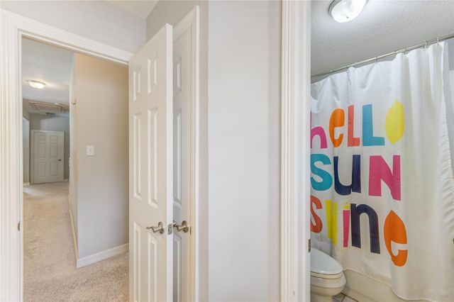 5318 Pebble Way Lane, Houston, TX 77041