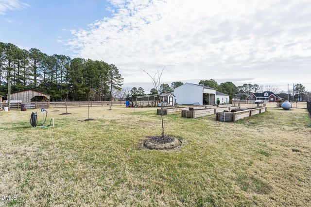 921 Tilghman Road, Dunn, NC 28334