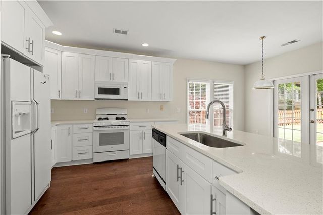 1124 Sadlers Way, Marietta, GA 30068