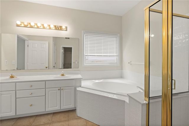 1124 Sadlers Way, Marietta, GA 30068