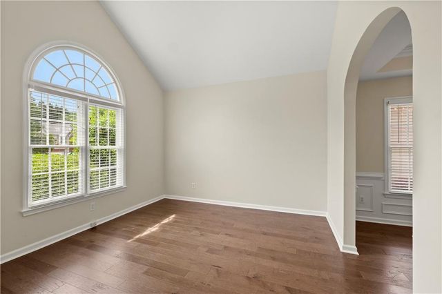 1124 Sadlers Way, Marietta, GA 30068