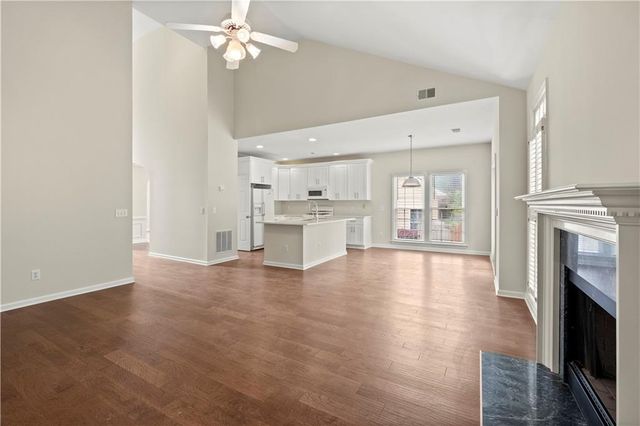 1124 Sadlers Way, Marietta, GA 30068