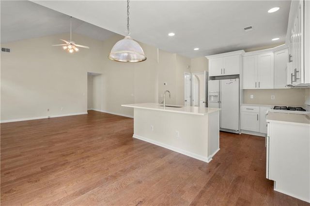 1124 Sadlers Way, Marietta, GA 30068