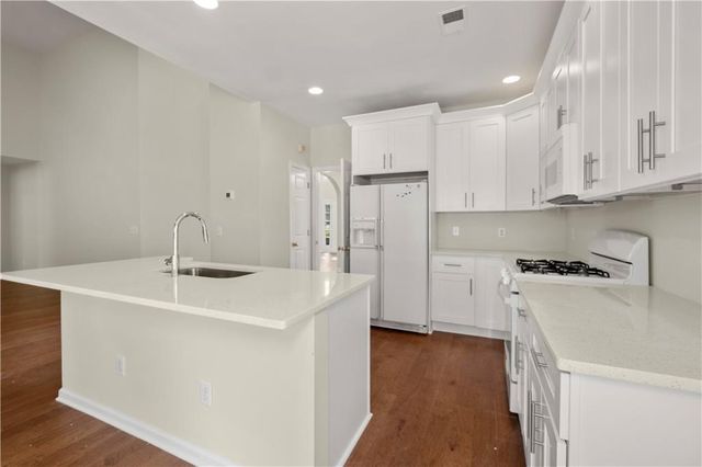 1124 Sadlers Way, Marietta, GA 30068
