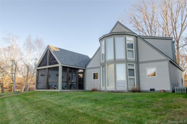 322 Arcadia Drive, Ancramdale, NY 12503