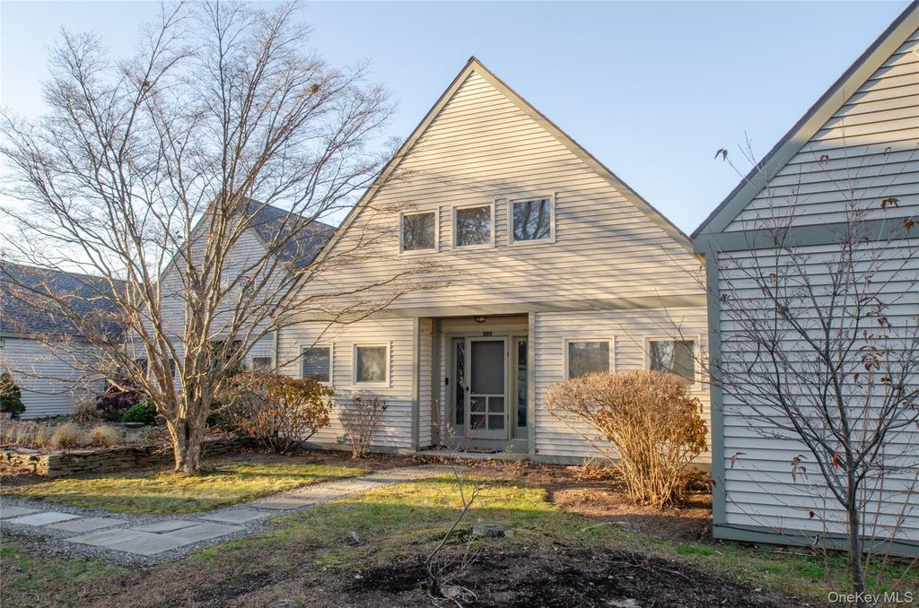 322 Arcadia Drive, Ancramdale, NY 12503