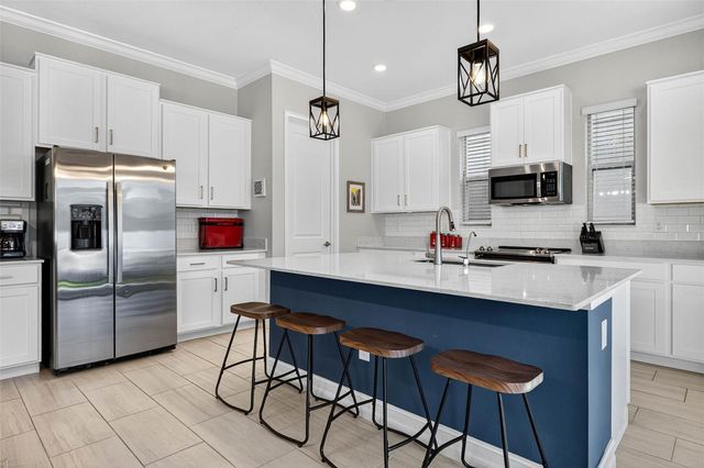 7701 S FAUL STREET, Tampa, FL 33616