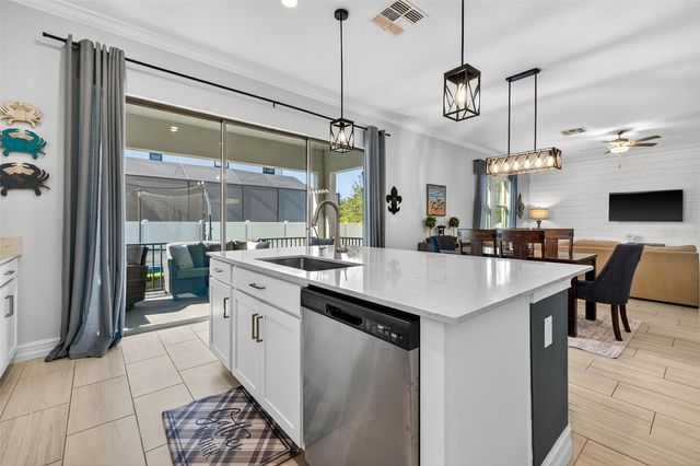 7701 S FAUL STREET, Tampa, FL 33616