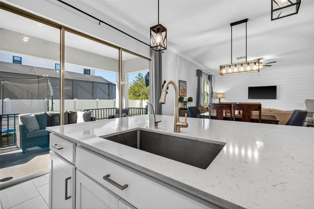 7701 S FAUL STREET, Tampa, FL 33616