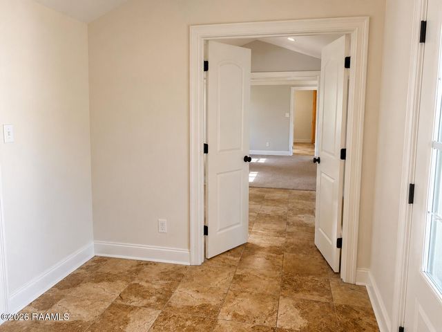 200 S Mall Street, Lafayette, LA 70503
