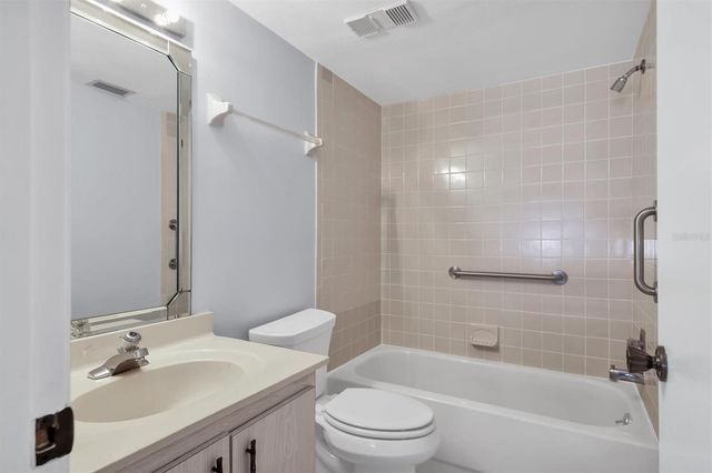 4580 LONGWATER 61, Sarasota, FL 34235