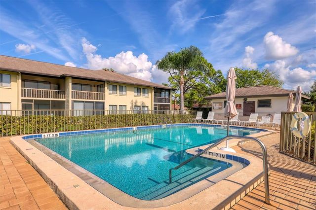 4580 LONGWATER 61, Sarasota, FL 34235