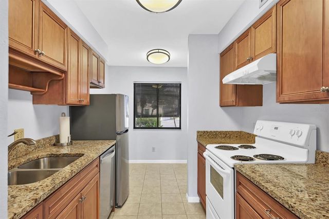 4580 LONGWATER 61, Sarasota, FL 34235