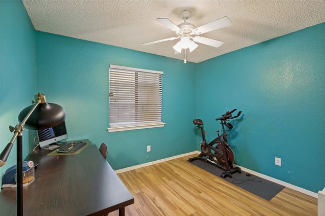 1021 E Peters Colony Road, Carrollton, TX 75007