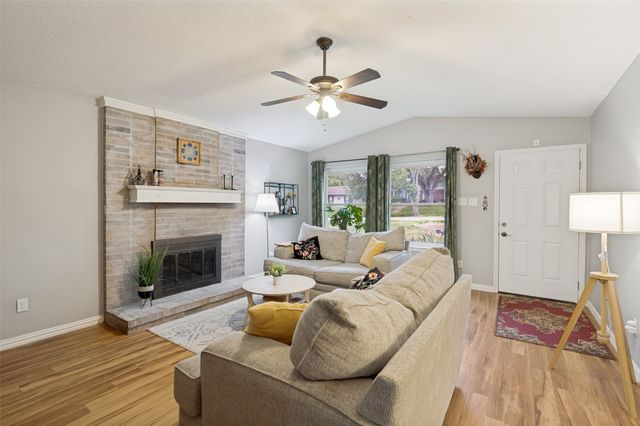 1021 E Peters Colony Road, Carrollton, TX 75007