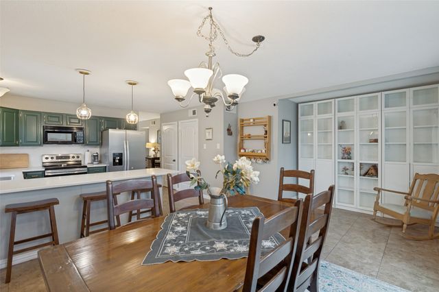 1021 E Peters Colony Road, Carrollton, TX 75007