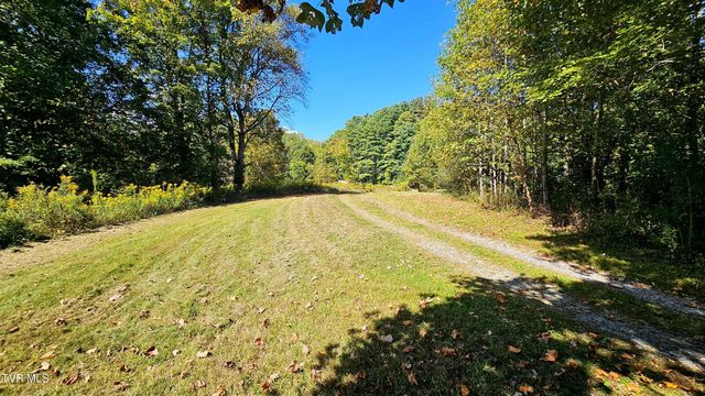 9166 Gilliam School Road, Wise, VA 24293