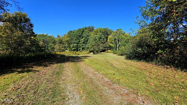 9166 Gilliam School Road, Wise, VA 24293