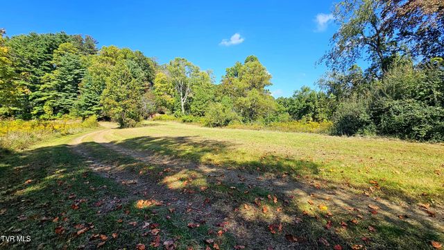 9166 Gilliam School Road, Wise, VA 24293