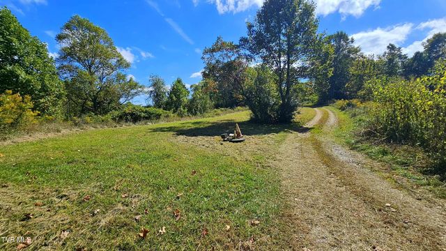 9166 Gilliam School Road, Wise, VA 24293