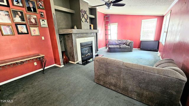 9166 Gilliam School Road, Wise, VA 24293