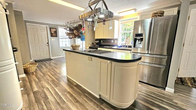 9166 Gilliam School Road, Wise, VA 24293