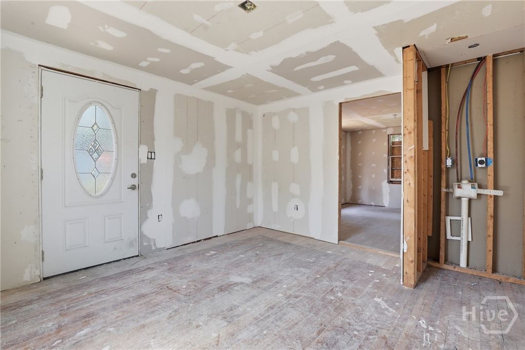 Image 11 of property listing at 2227 Utah Street, Savannah, GA 31404