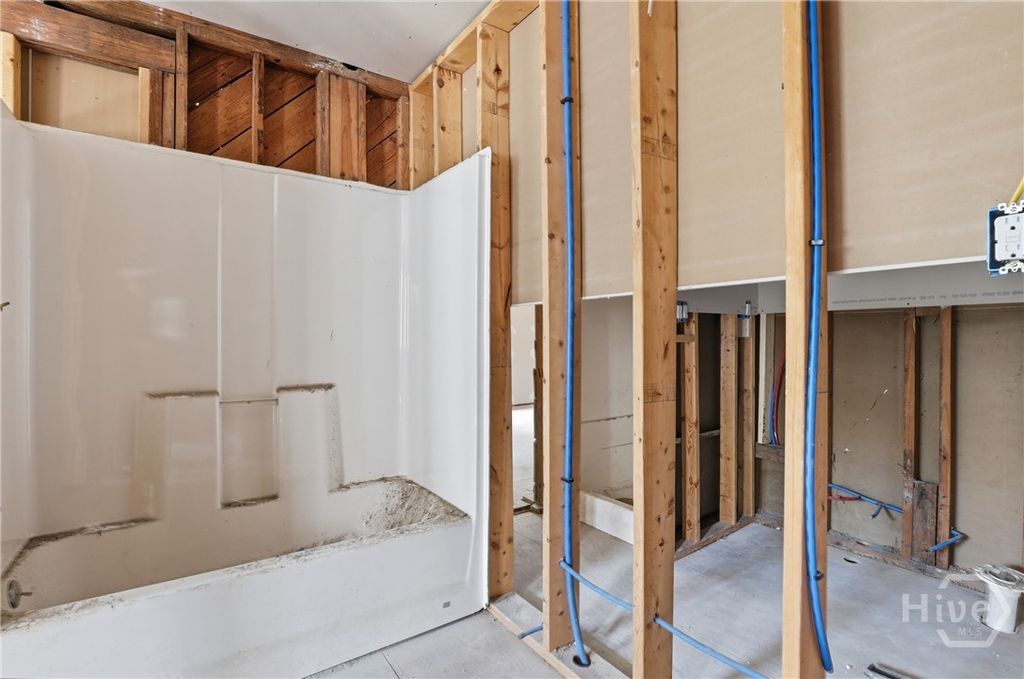 Image 20 of property listing at 2227 Utah Street, Savannah, GA 31404